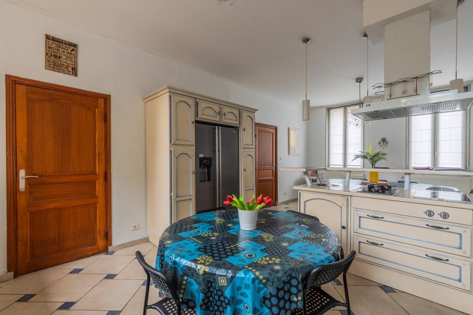 Douai House Hotel Екстериор снимка